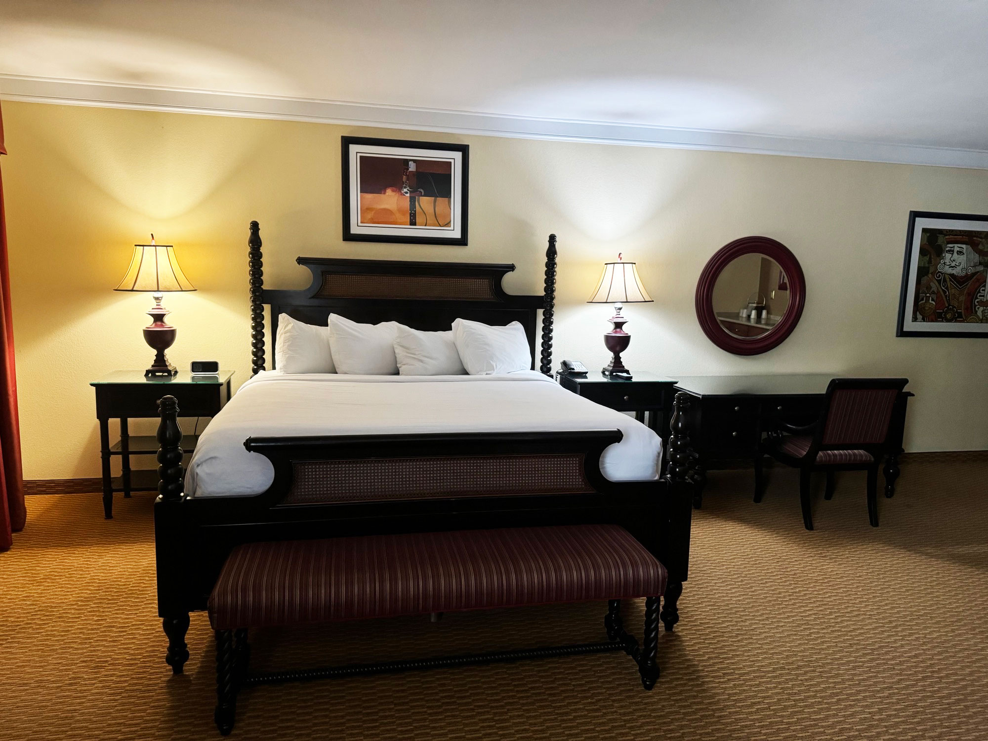 Executive suite room